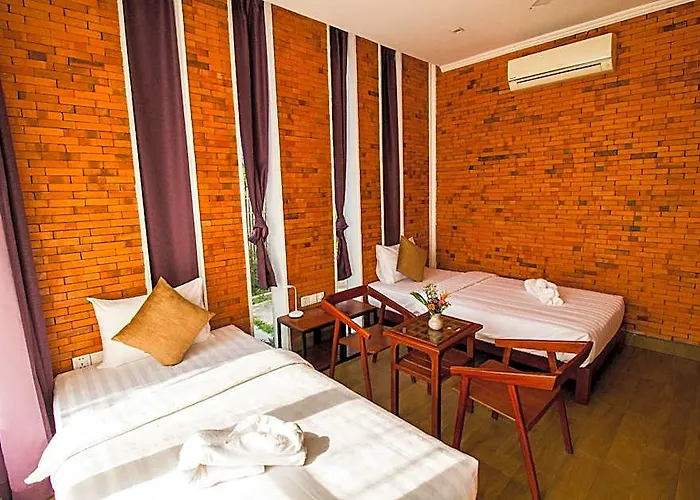 Koki Tree Hotel 4*